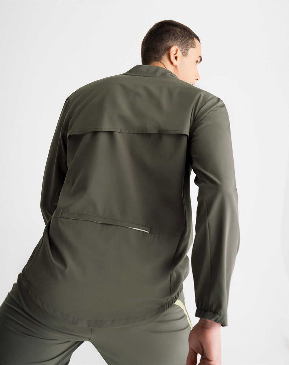 Chaqueta rompevientos verde hombre