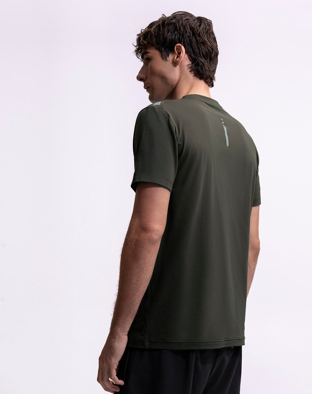 Camiseta deportiva control humedad verde hombre