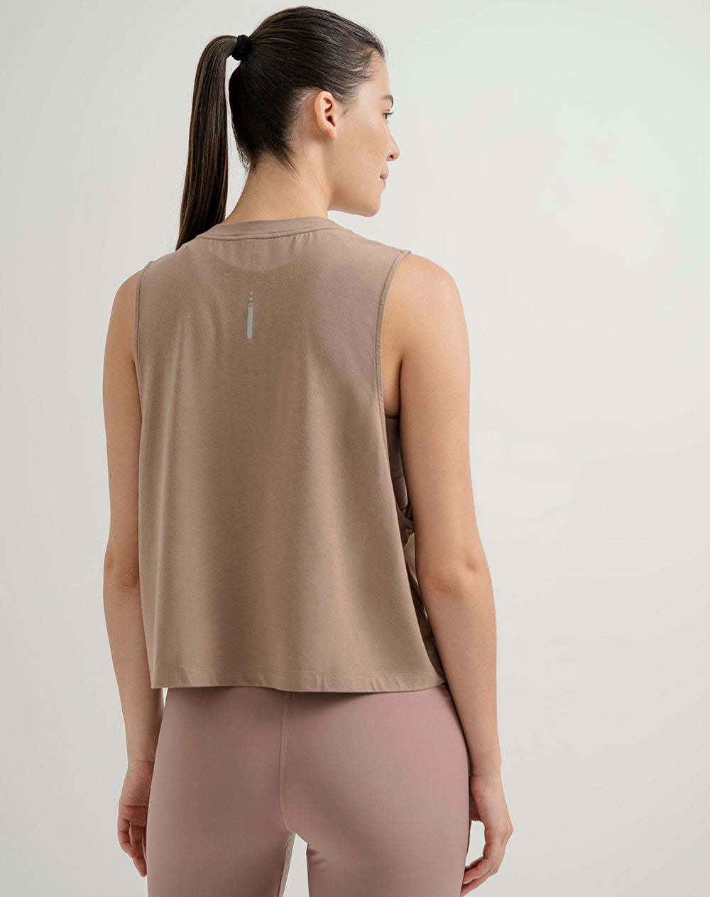 Camiseta esqueleto deportiva transpirable café mujer