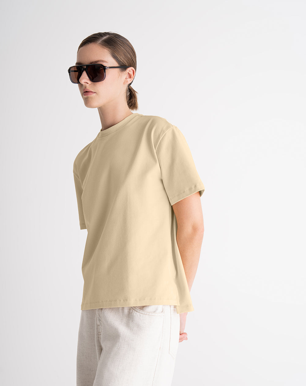 Camiseta regular fit manga corta amarilla