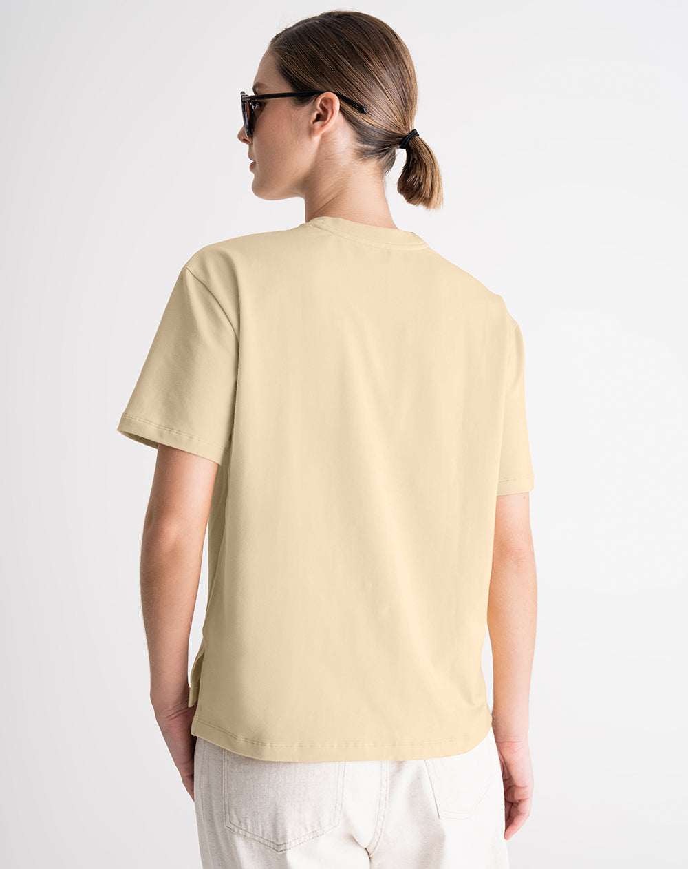 Camiseta regular fit manga corta amarilla