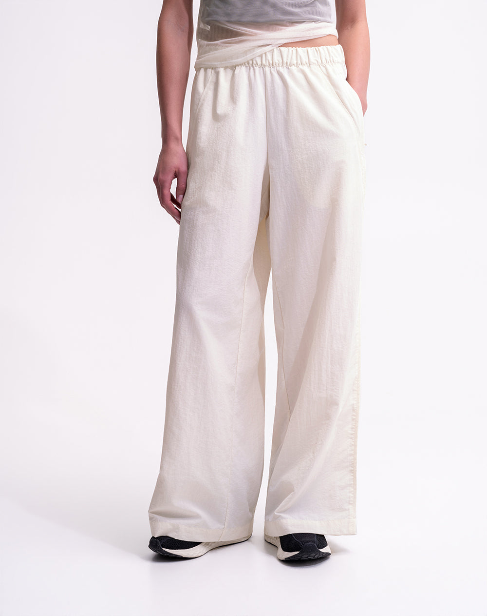 Pantalón deportivo tiro alto habano mujer