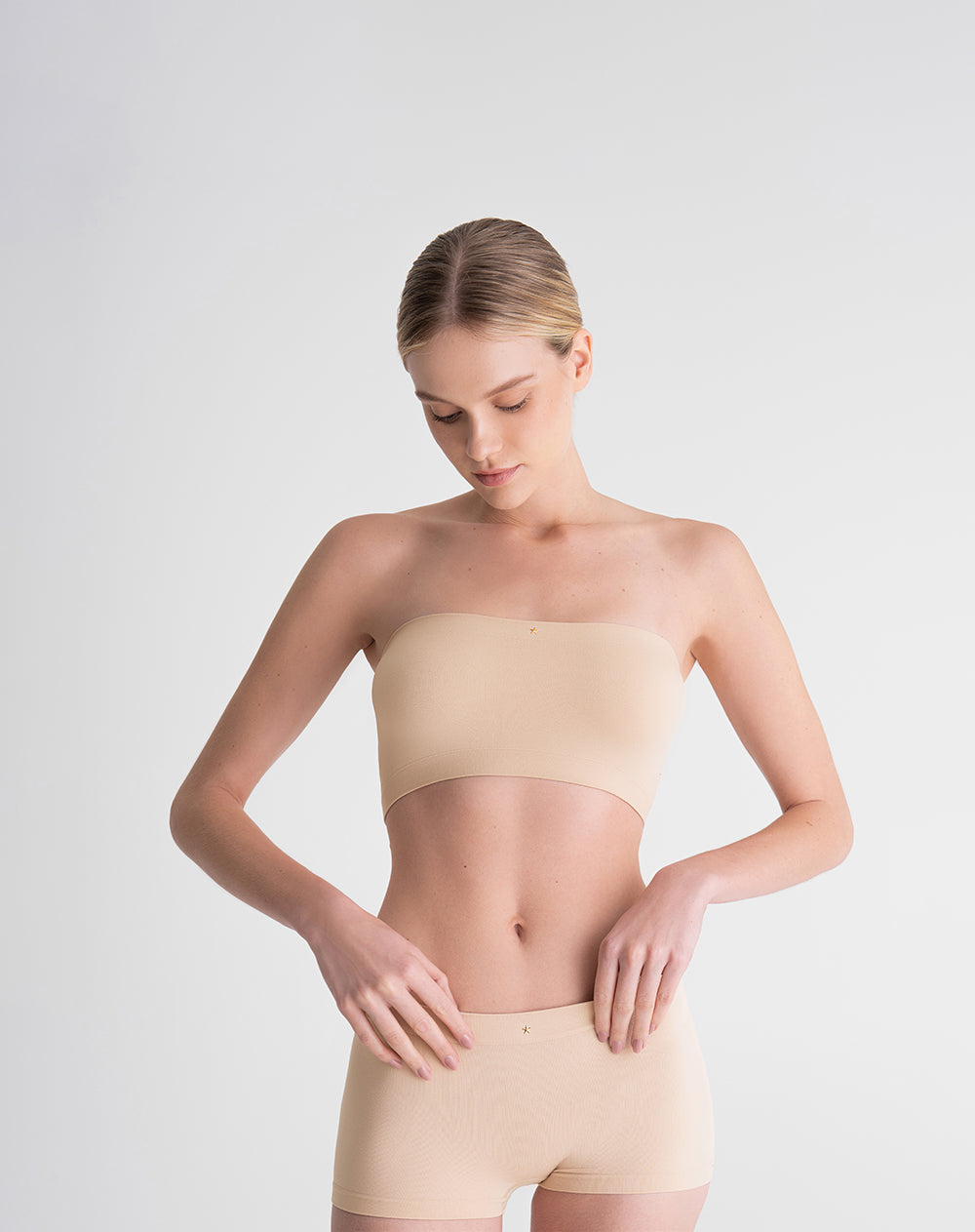 Top strapless soporte bajo seamless habano