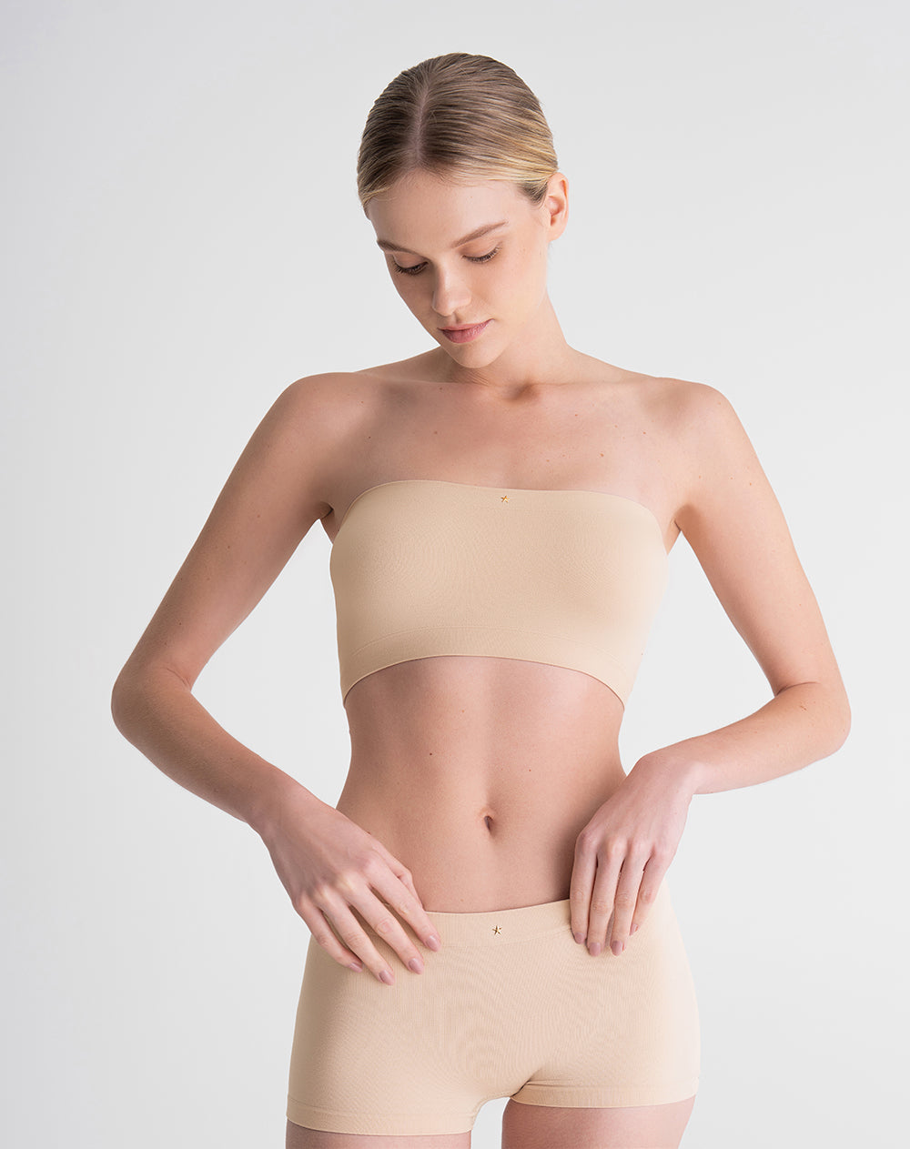 Top strapless soporte bajo seamless habano