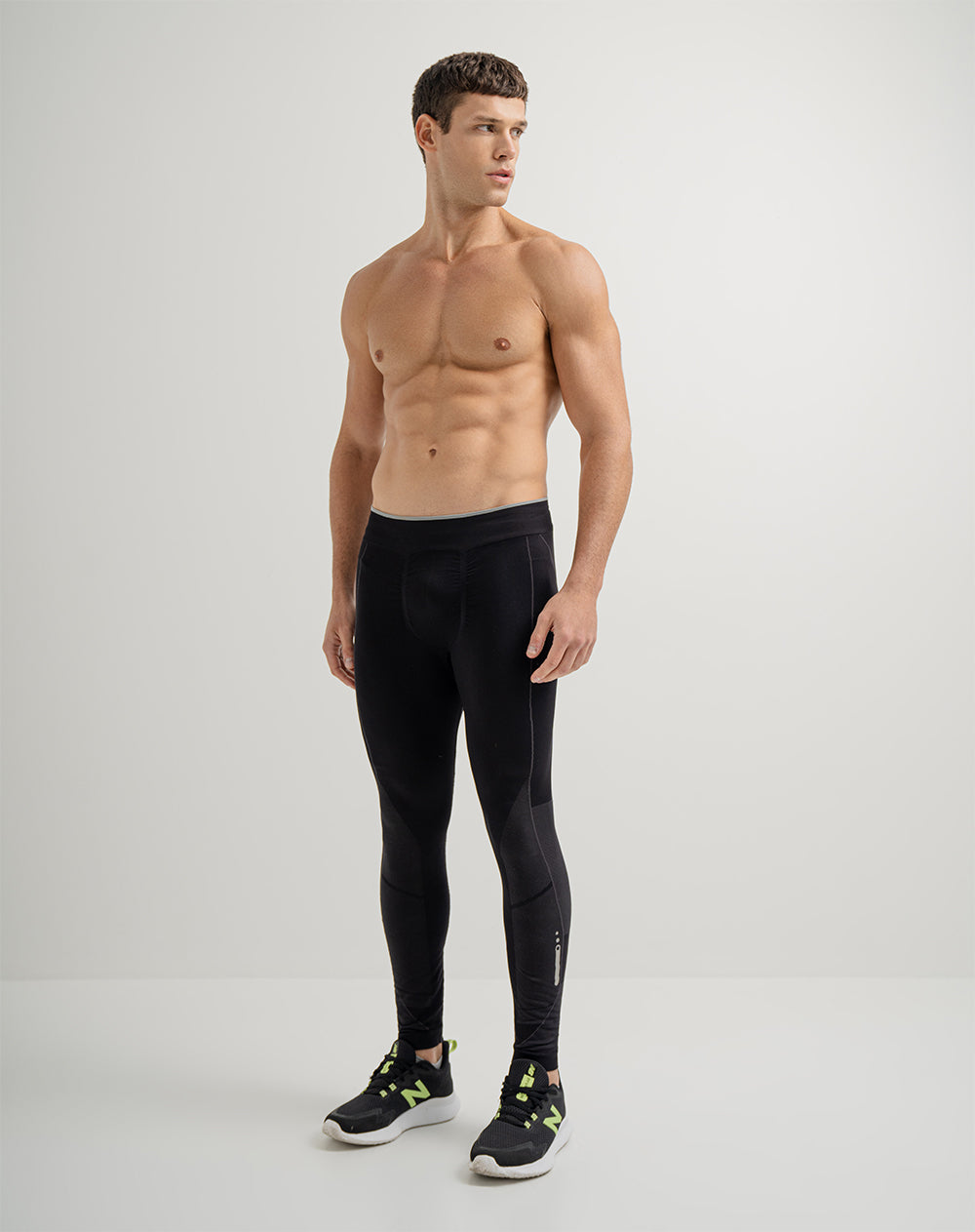 Sudadera deportiva antibacterial negra para hombre