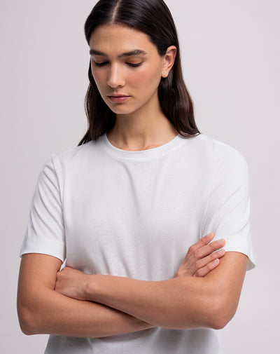 Camiseta regular manga corta blanca mujer