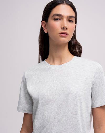Camiseta regular manga corta gris mujer