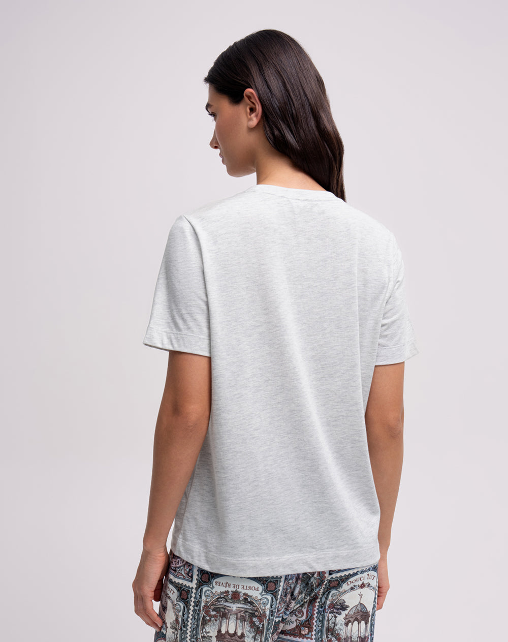 Camiseta relaxed manga corta gris mujer