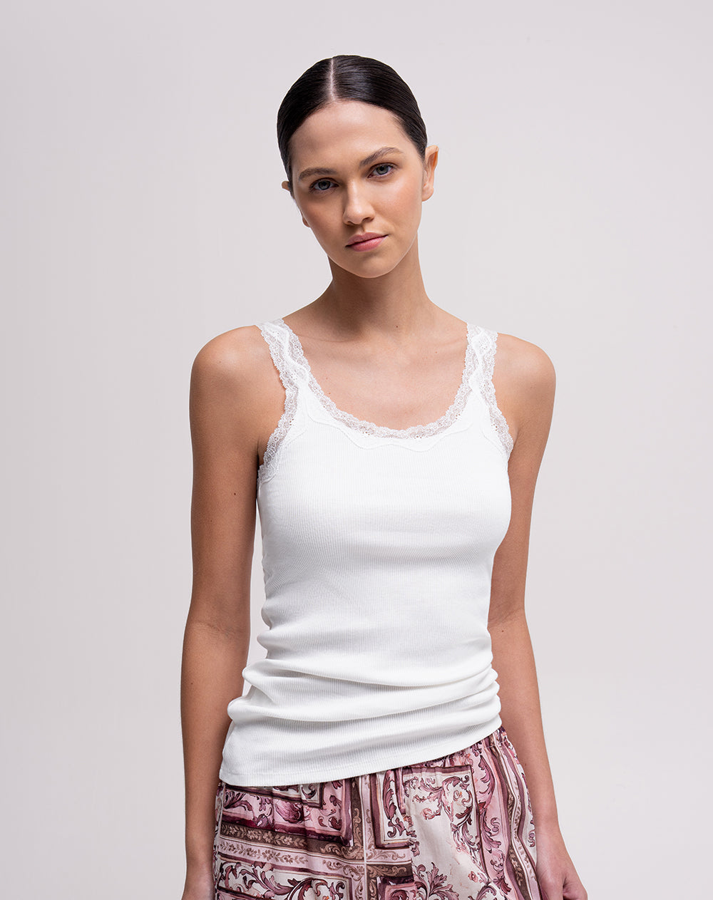 Camiseta esqueleto regular rib blanca mujer