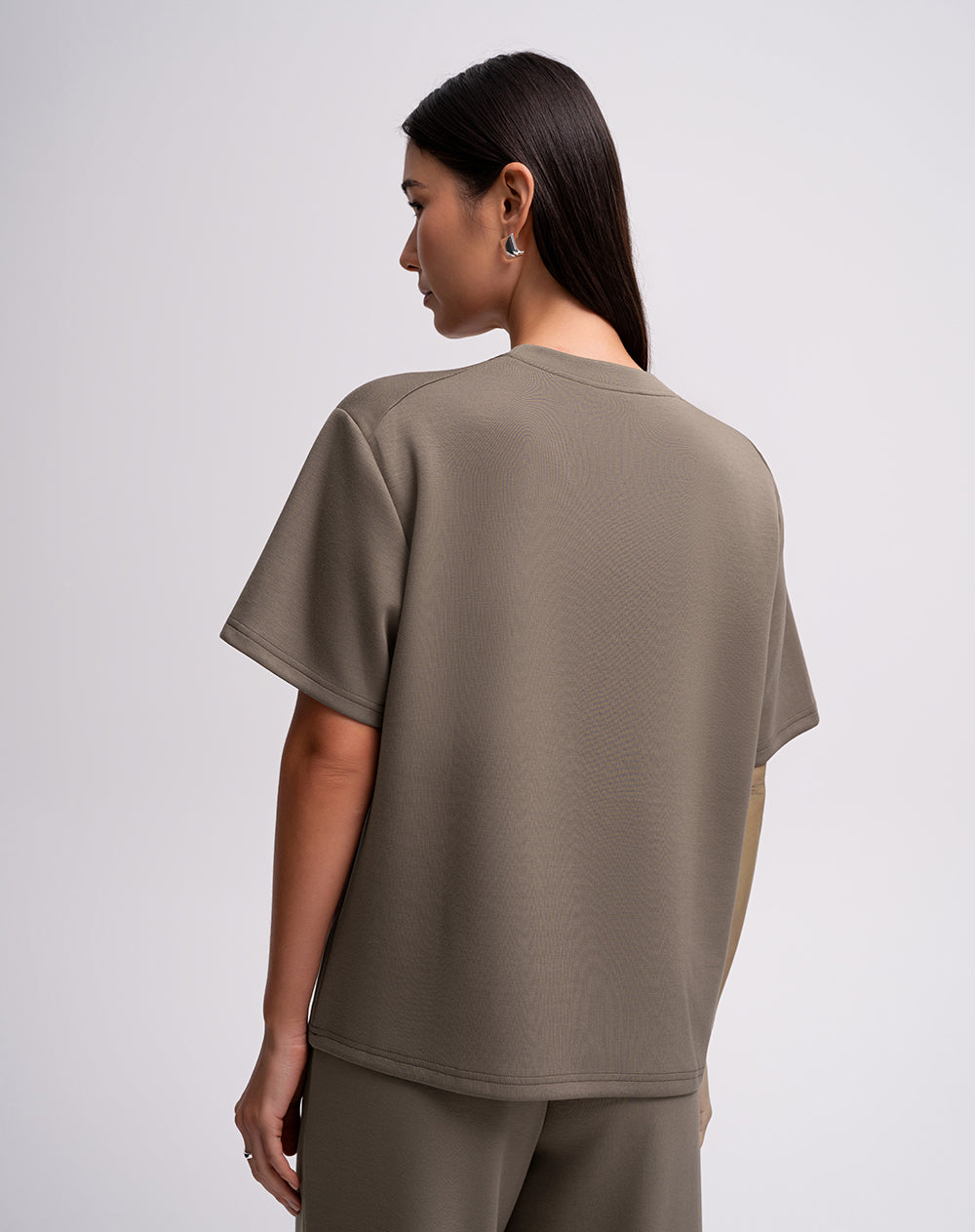 Camiseta confort regular tacto suave café mujer