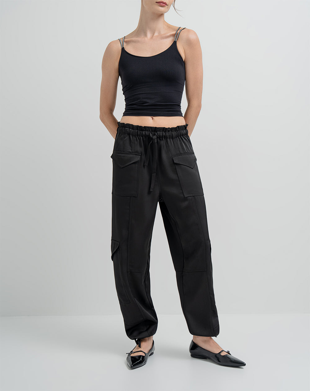 Pantalón oversized fit tiro alto negro