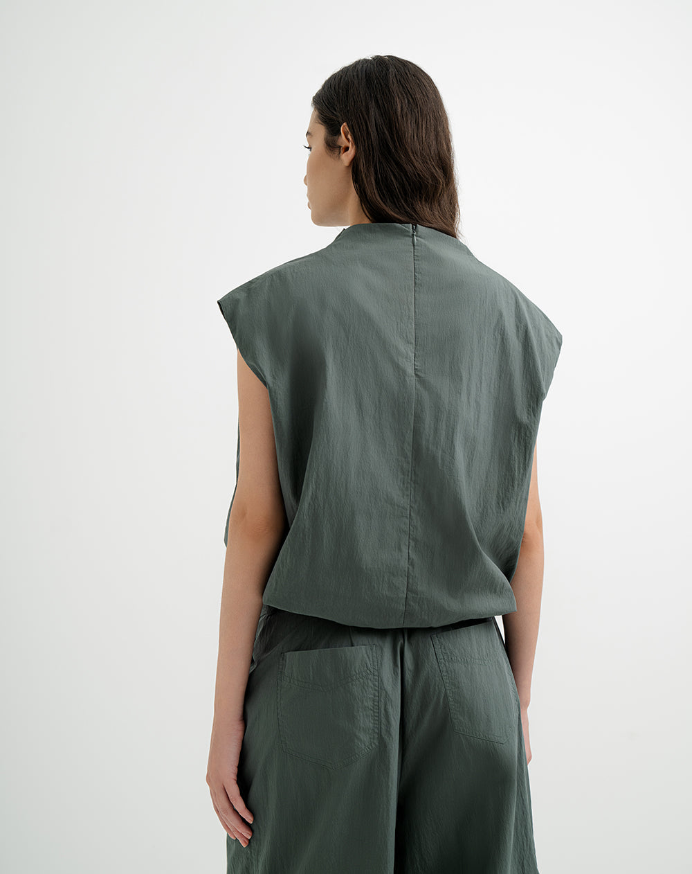 Blusa manga corta  cuello tortuga con cierre verde mujer
