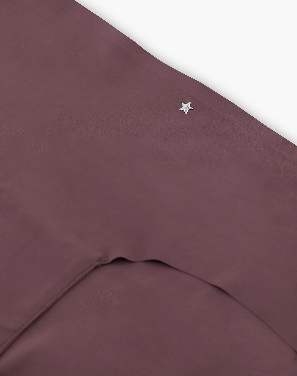 Panty cachetero en punto tiro medio morado