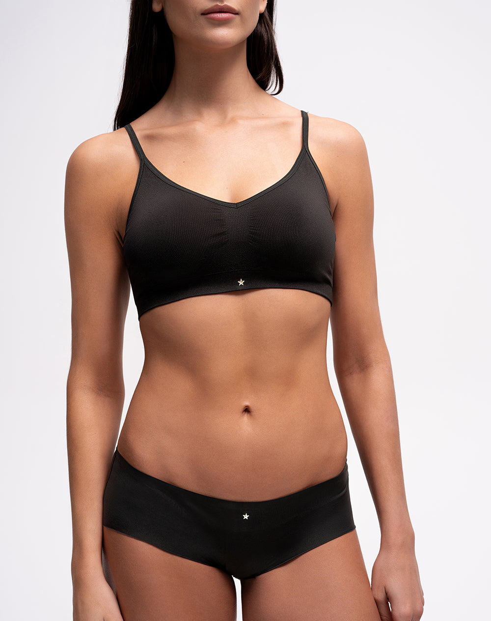 Panty cachetero microfibra invisible negro