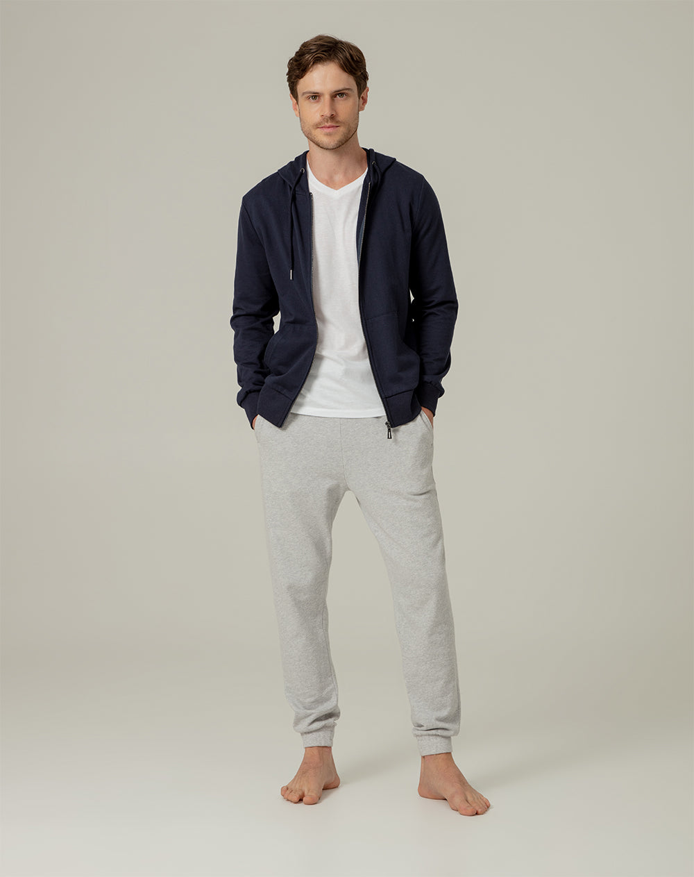 Jogger en algodón sostenible semi ajustado gris para hombre