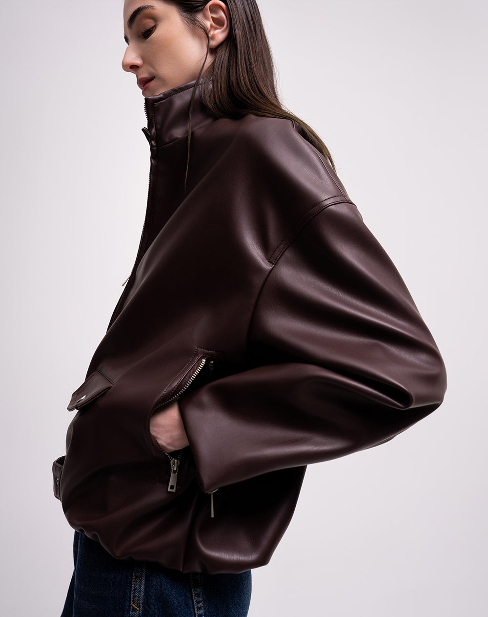 Chaqueta oversize tipo cuero  vino tinto mujer