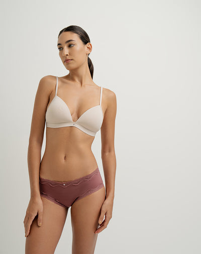 Panty cachetero microfibra encaje en cintura y pierna vino tinto
