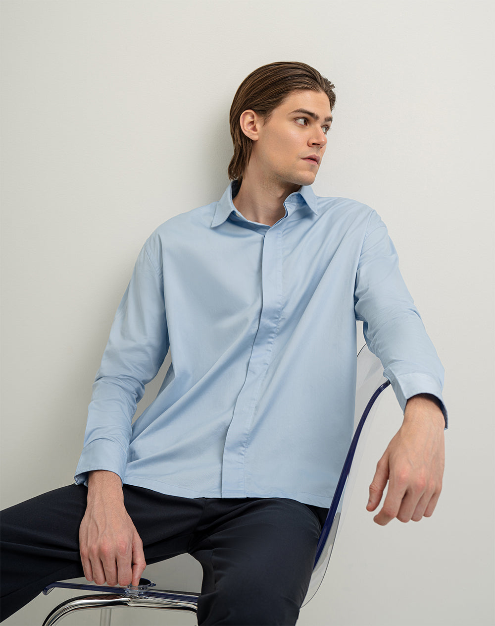 Camisa manga larga regular perilla doble azul claro hombre