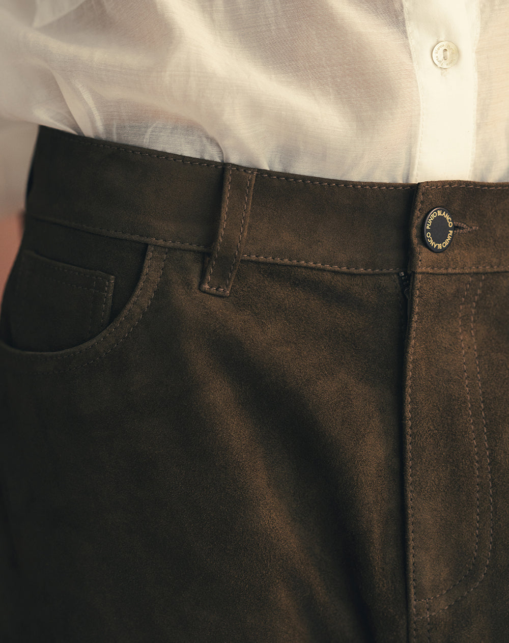 Pantalón wide leg  tiro alto en cuero Ana Beliza