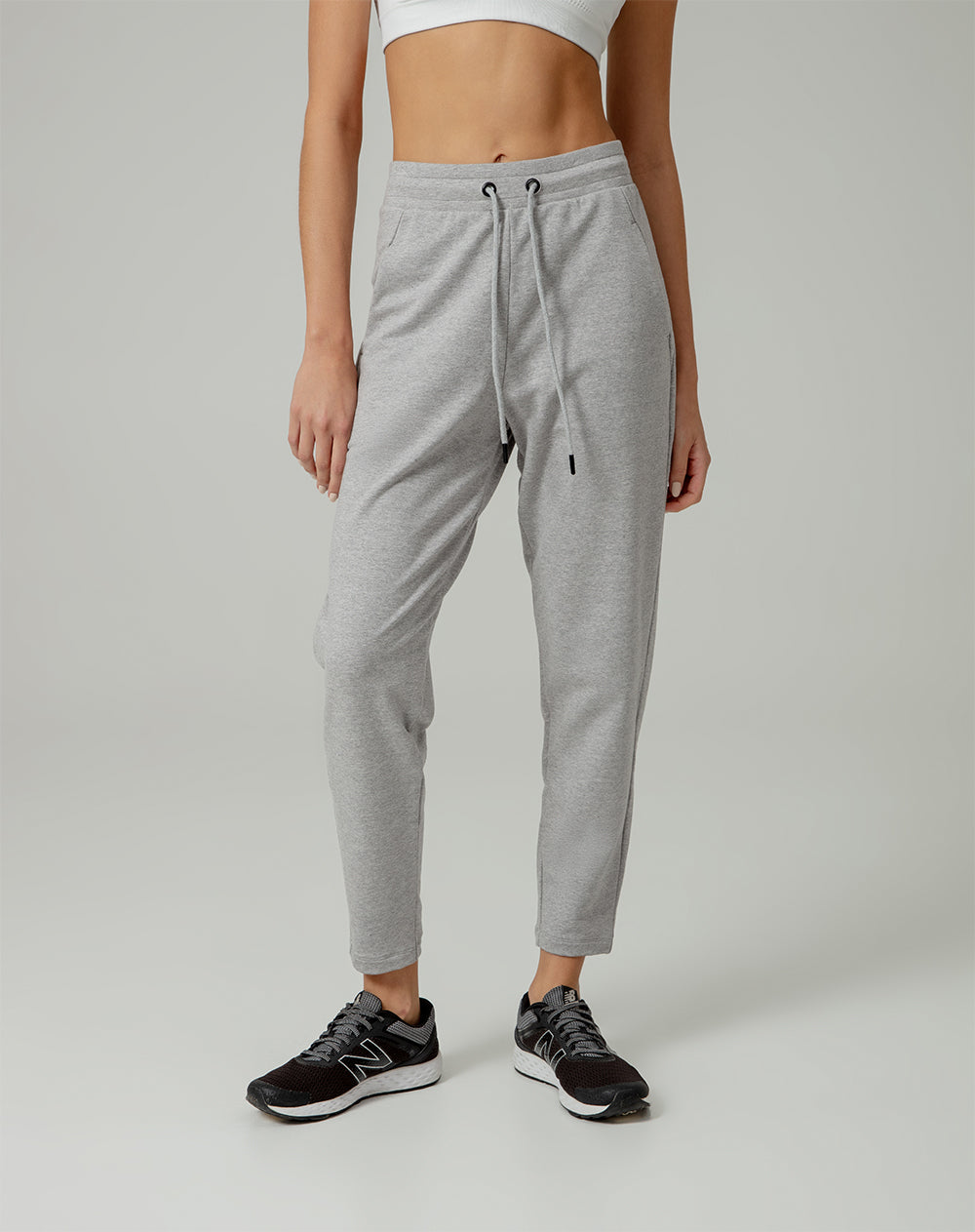 Jogger algodón sostenible gris jaspe mujer