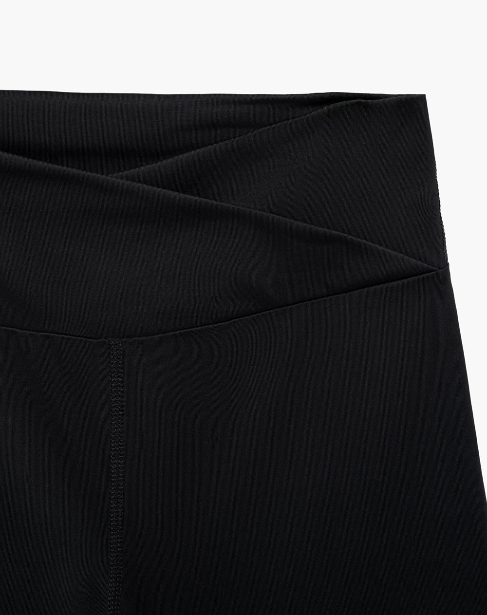 Short deportivo negro mujer