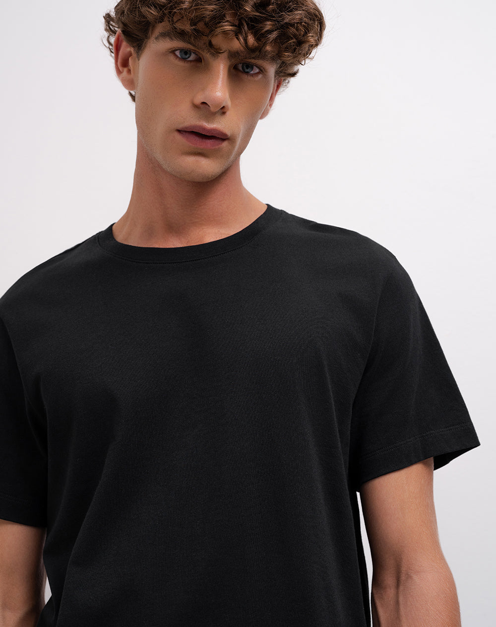 Camiseta regular algodón negra hombre