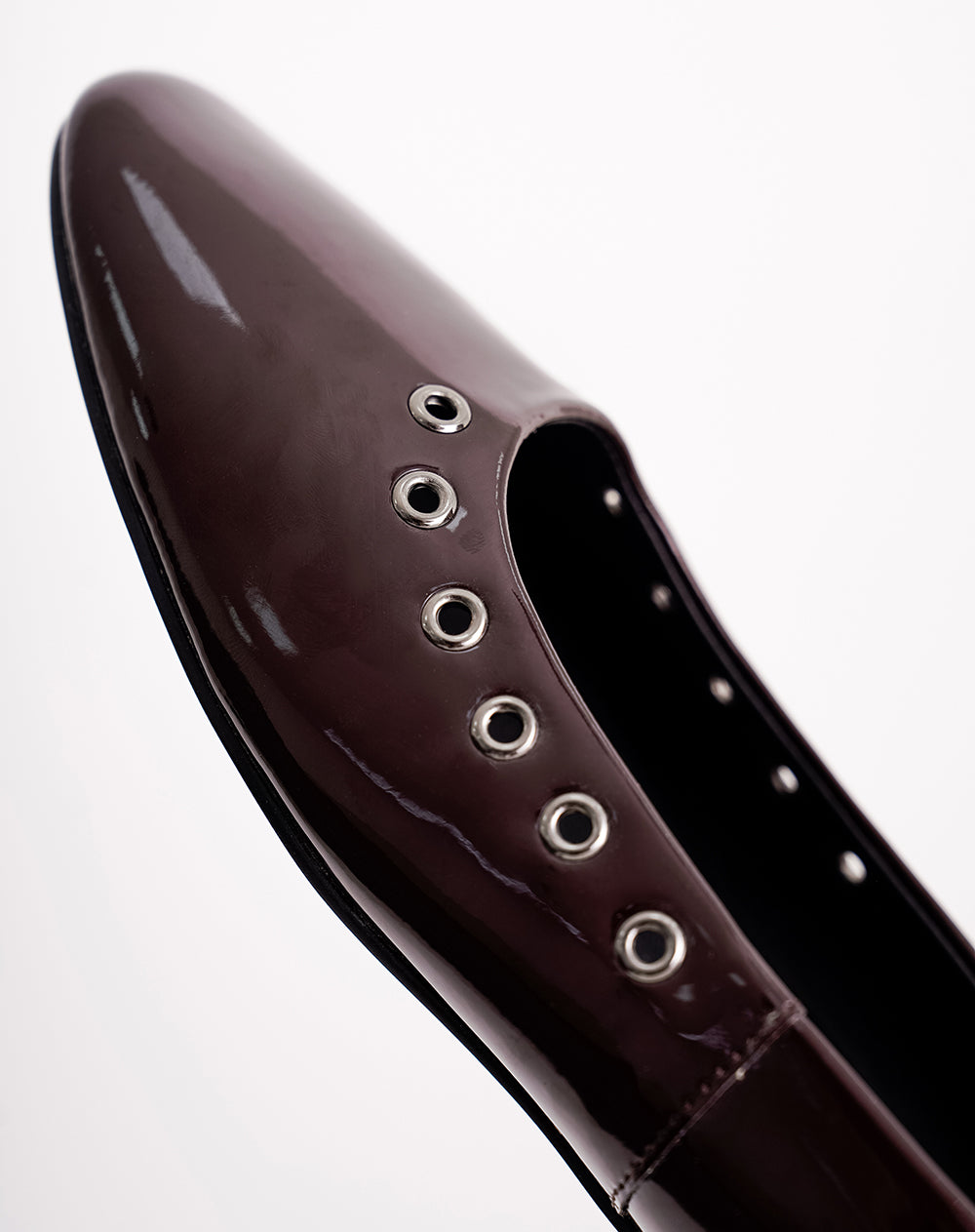 Bailarinas de charol con amarre Ana Beliza