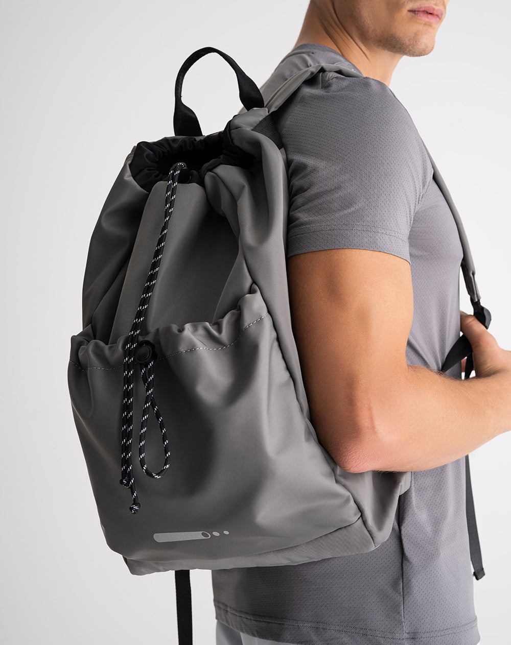 Morral cierre con cordón gris