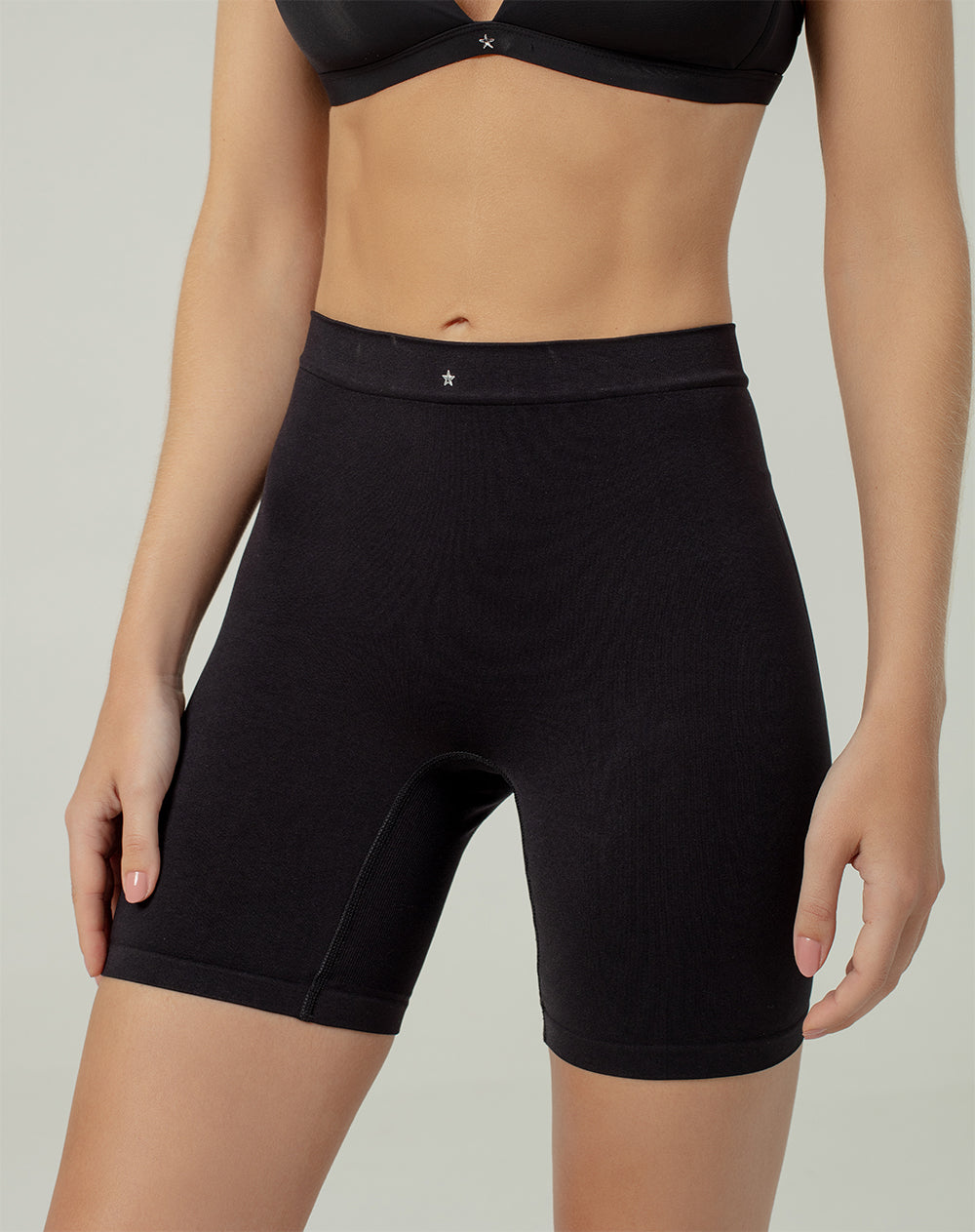 Panty ciclista seamless control medio y pocas costuras negro
