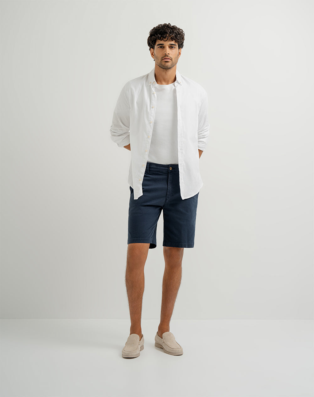 Bermuda regular fit en drill azul