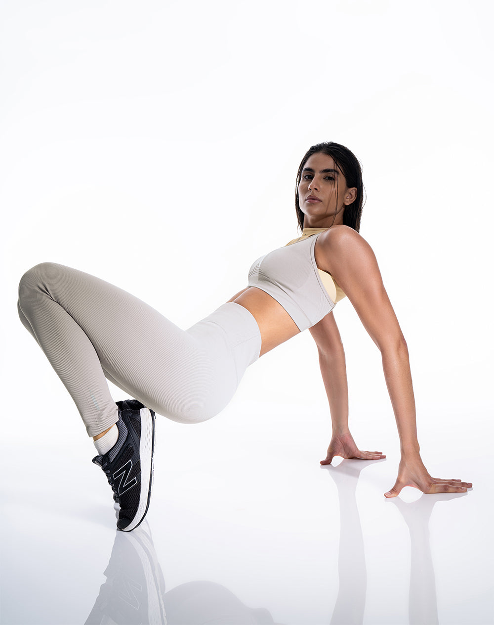 Legging deportivo seamless pocas costuras cáfe para mujer