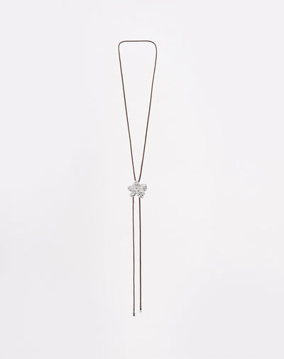 Collar plateado