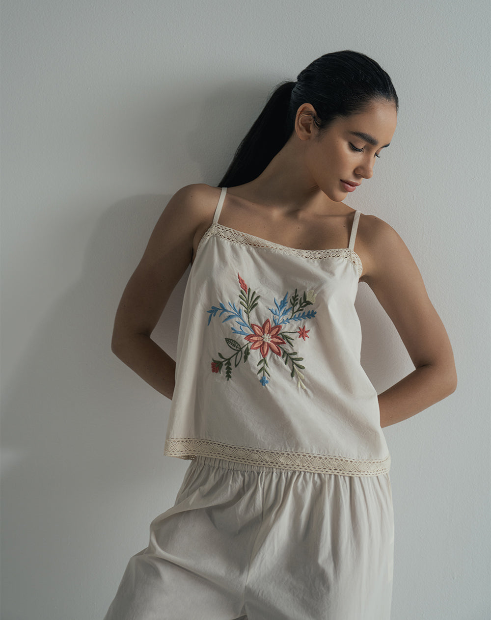 Camisa relaxed fit tiras avena