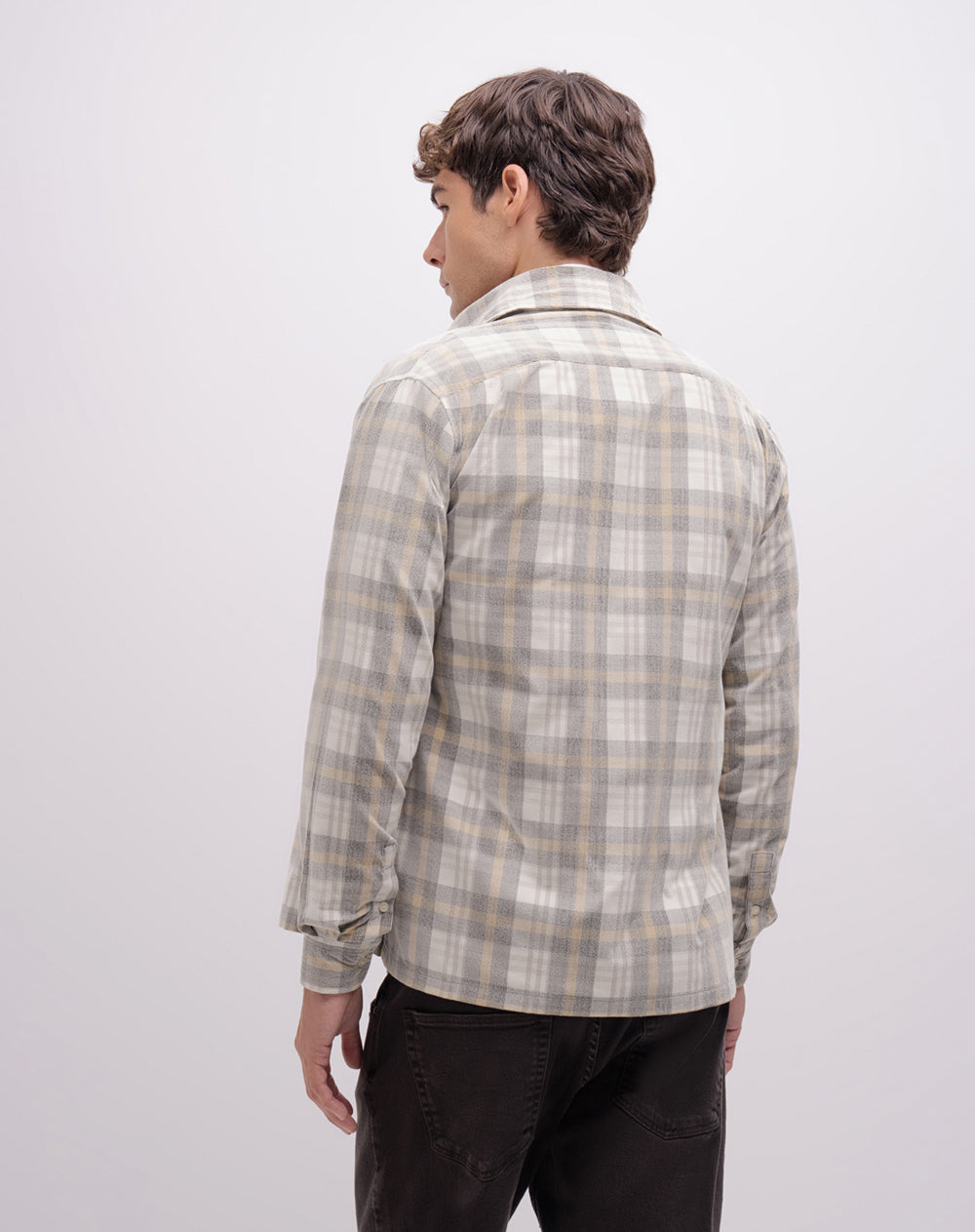Camisa manga larga regular habano hombre