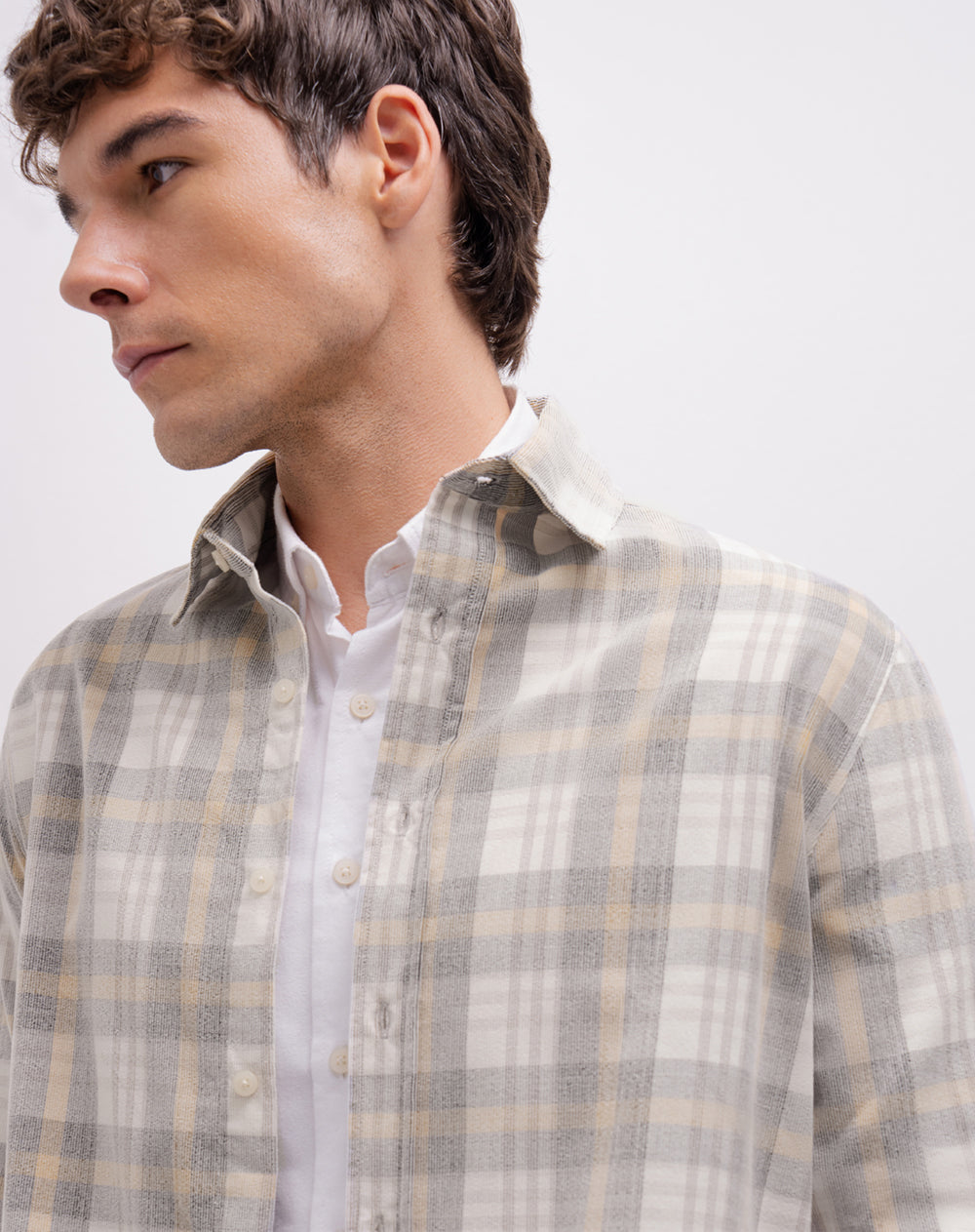 Camisa manga larga regular habano hombre
