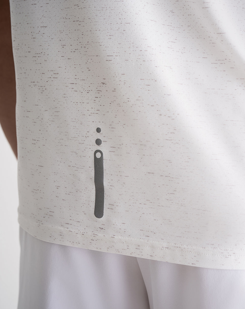Camiseta deportiva hombre control humedad blanca