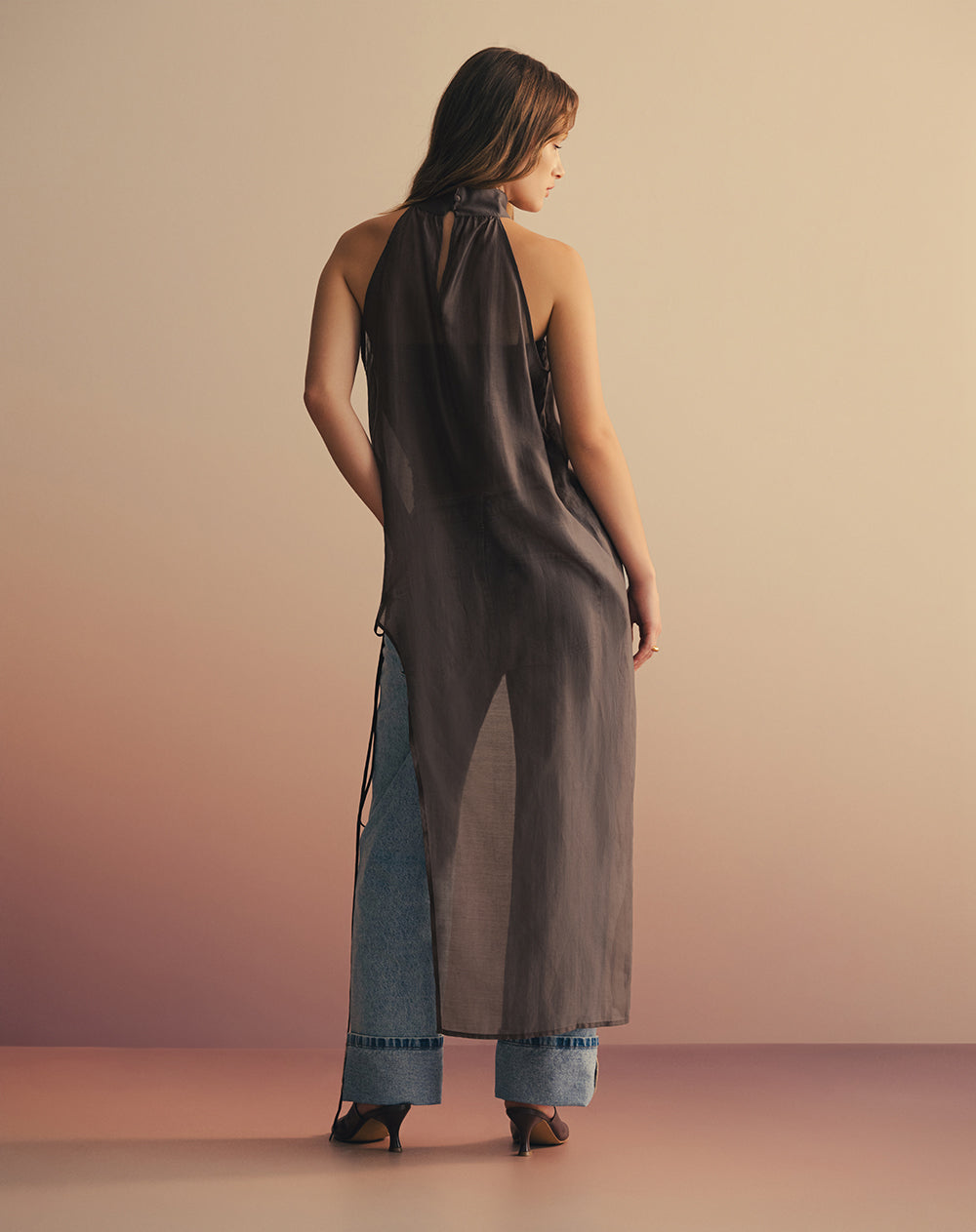 Camisa larga asimétrica cuello halter Ana Beliza