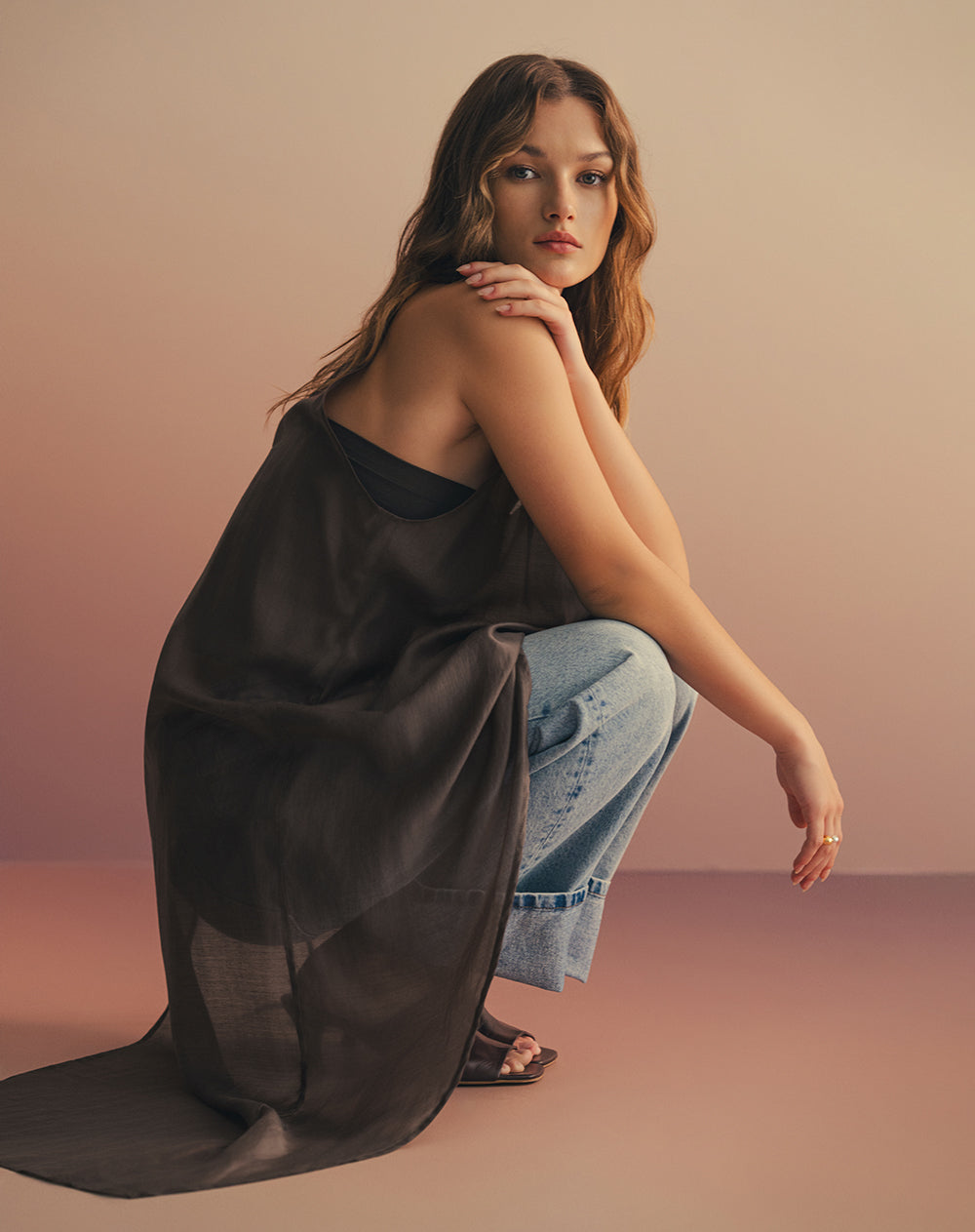 Camisa larga asimétrica cuello halter Ana Beliza