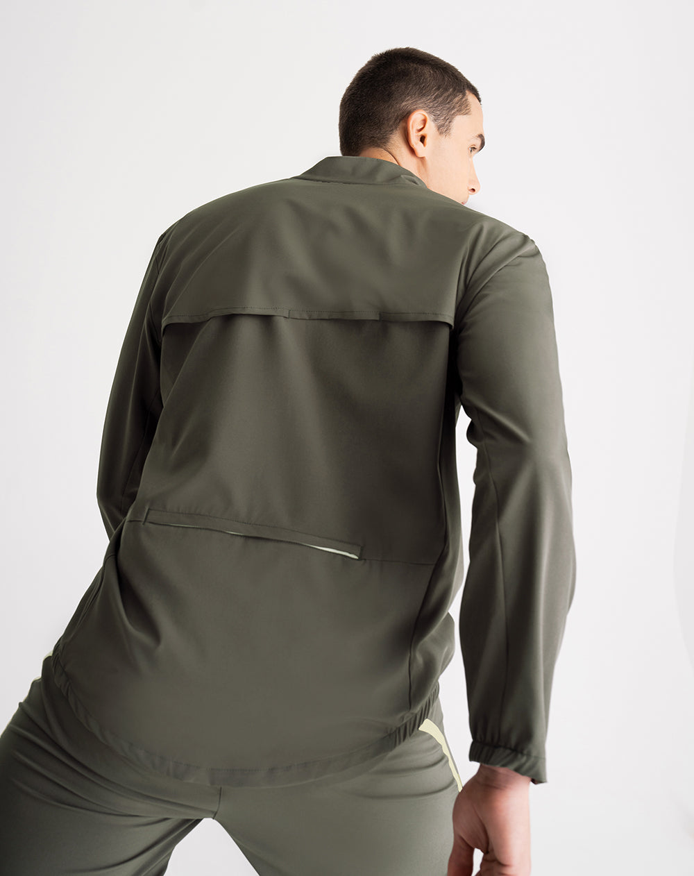 Chaqueta regular fit sin capucha verde