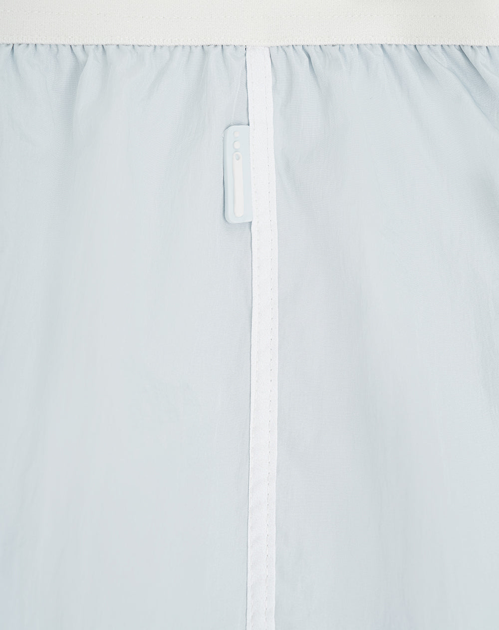 Short pantaloneta gris claro