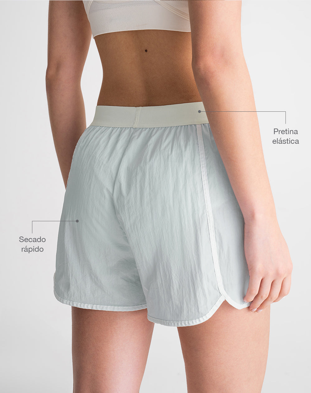 Short deportivo gris mujer