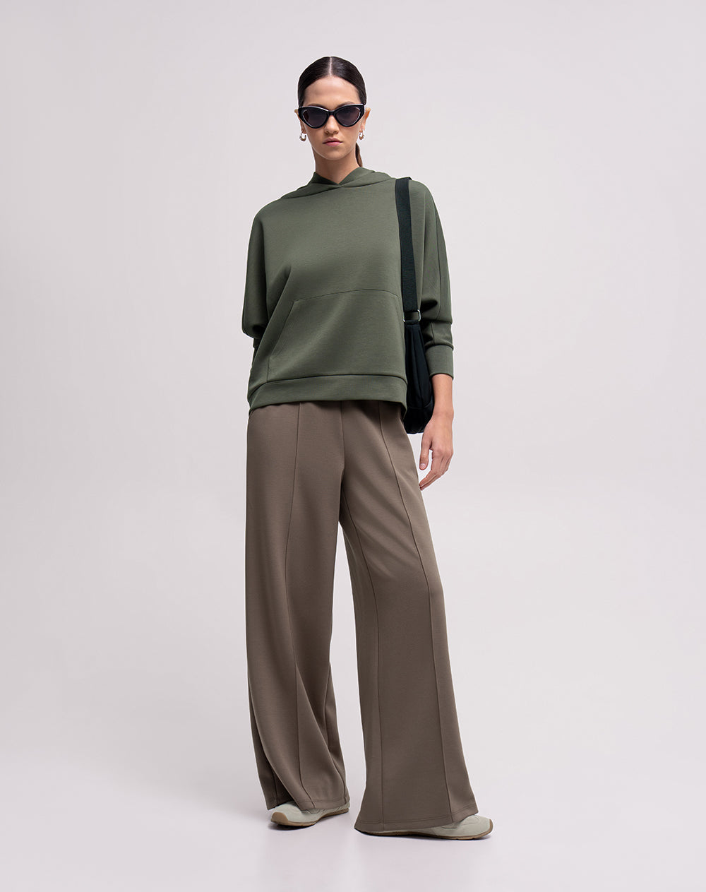 Buzo confort tipo hoddie tacto suave verde mujer