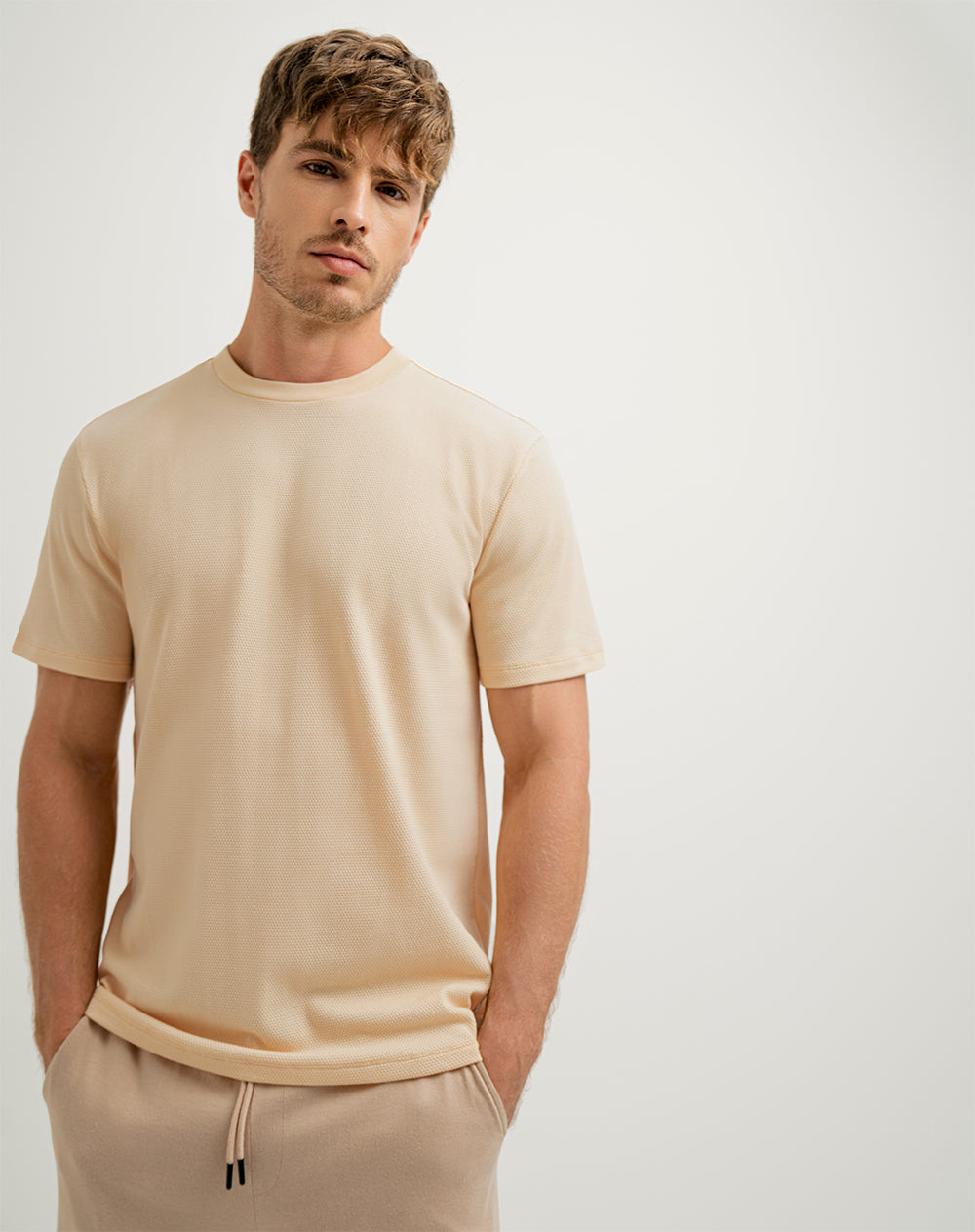 Camiseta  amarilla para hombre