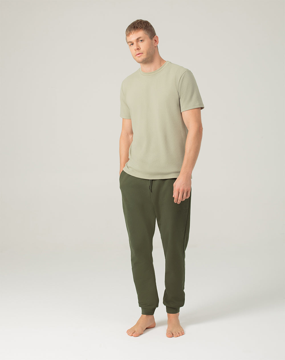 Camiseta en algodón sostenible verde claro para homre