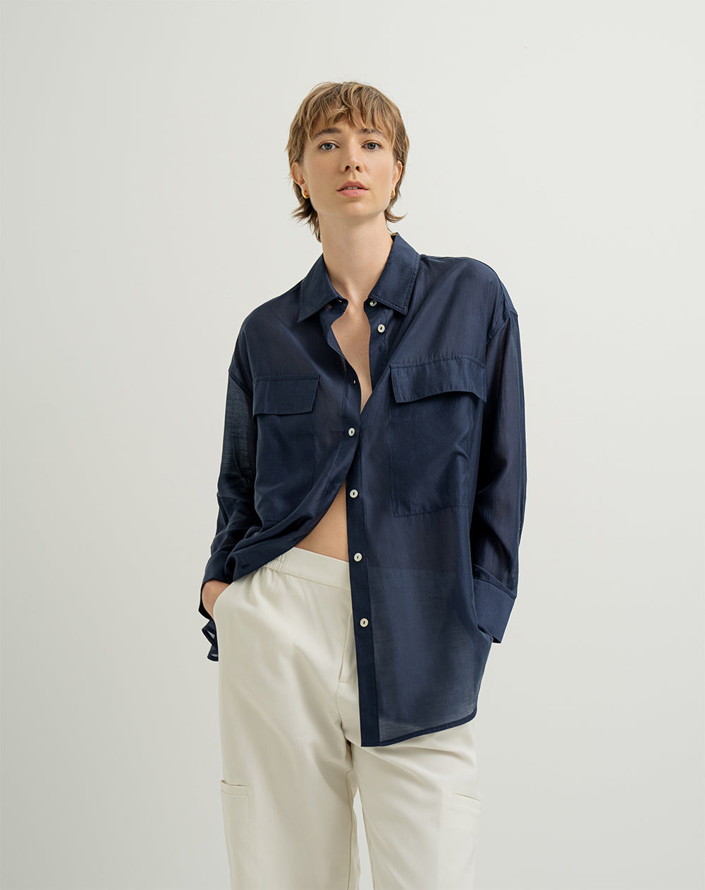 Camisa manga larga oversize con transparencia azul mujer