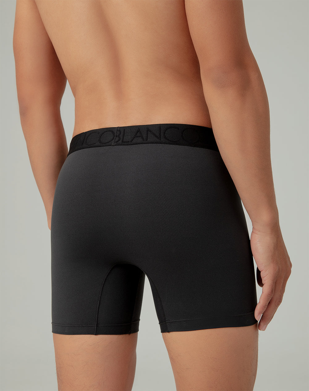 Bóxer deportivo medio microfibra copa amplia negro