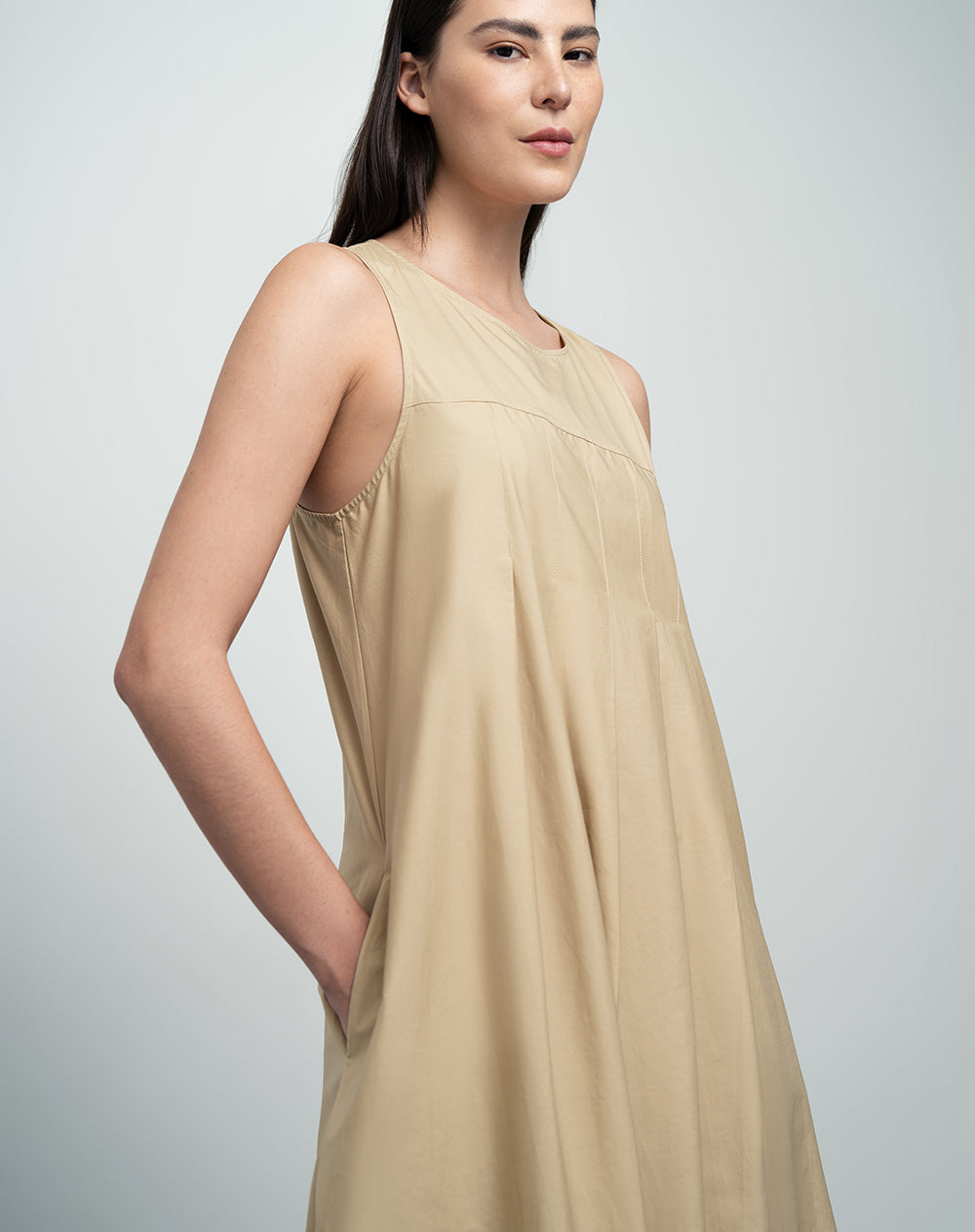 Vestido midi algodón algodón con pliegues y bolsillos caqui mujer