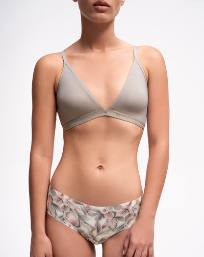 Panty cachetero en punto tiro medio blanco estampado