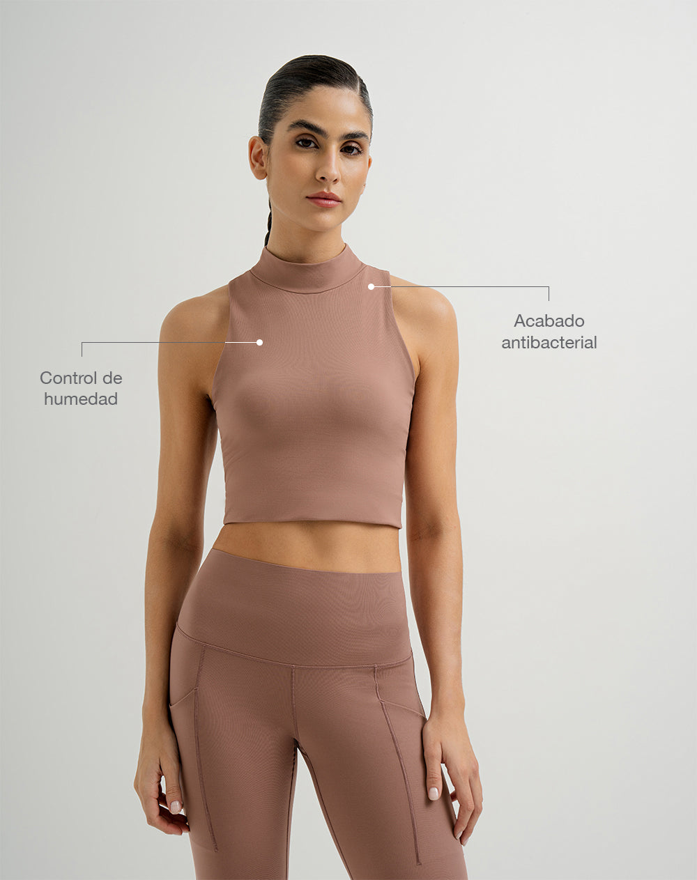 Crop top deportivo soporte alto control de humedad palo rosa