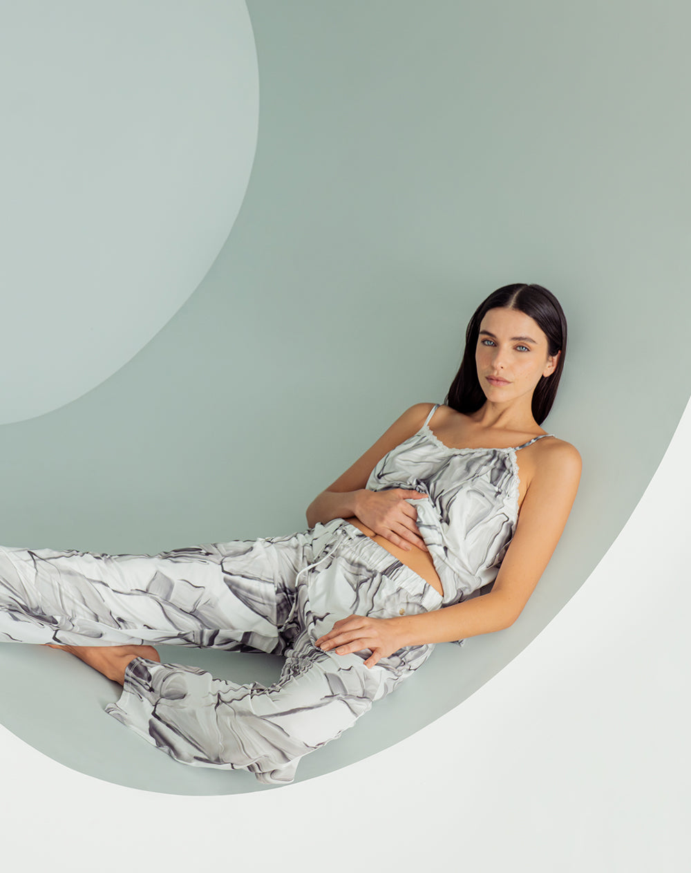 Blusa de pijama mujer gris estampada